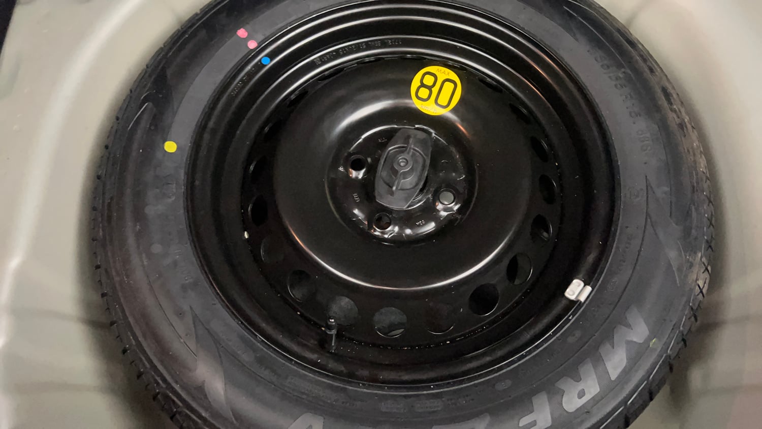 Used 2019 Maruti Suzuki Baleno Zeta 1.2 AT Petrol Automatic tyres SPARE TYRE VIEW