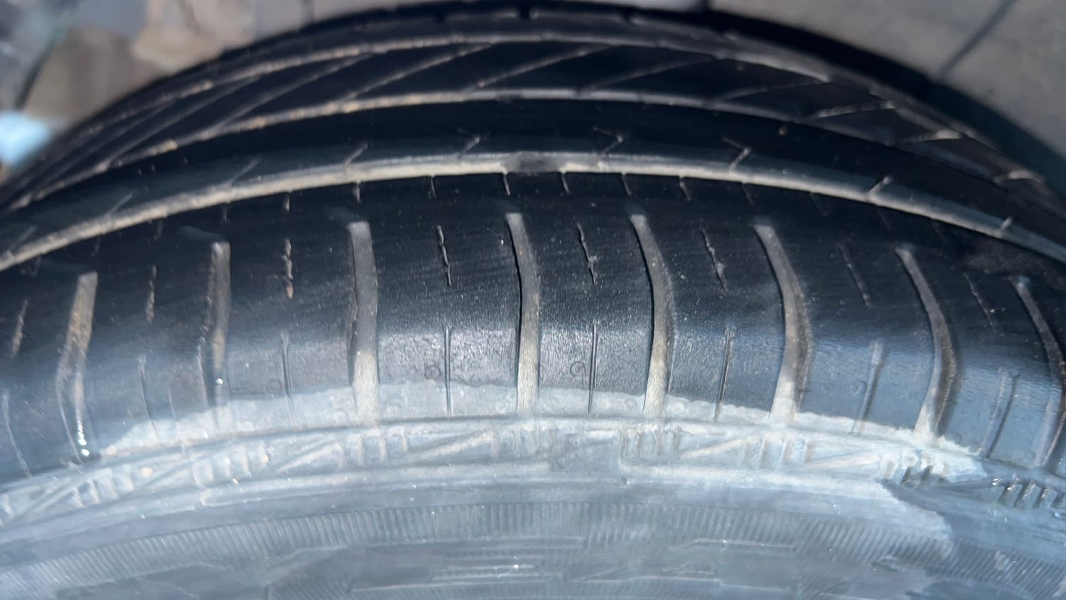 Used 2017 Hyundai Xcent SX Petrol Manual tyres RIGHT REAR TYRE TREAD VIEW