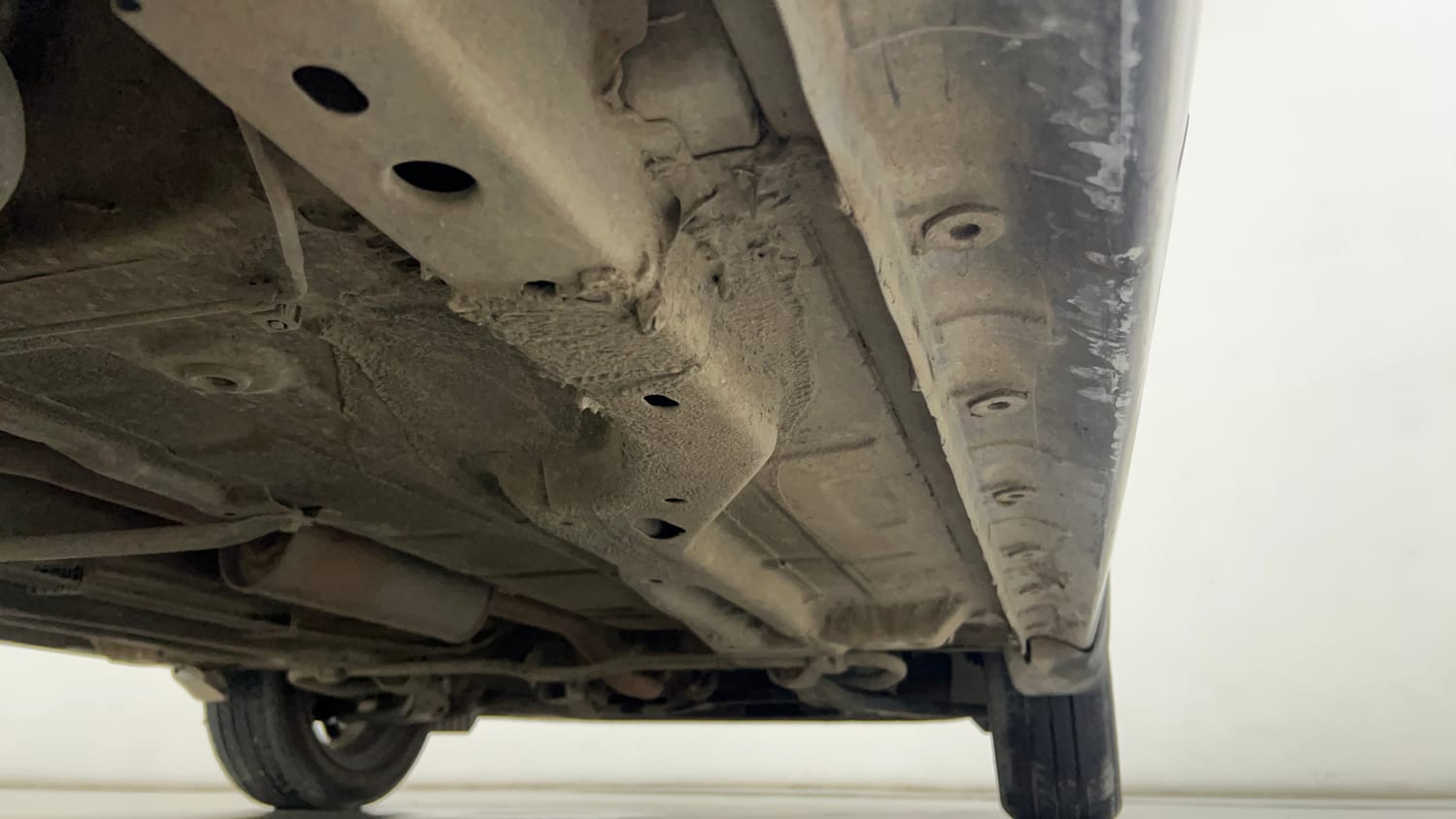 Used 2021 Tata Tiago XZ Plus Petrol Manual extra REAR RIGHT UNDERBODY VIEW