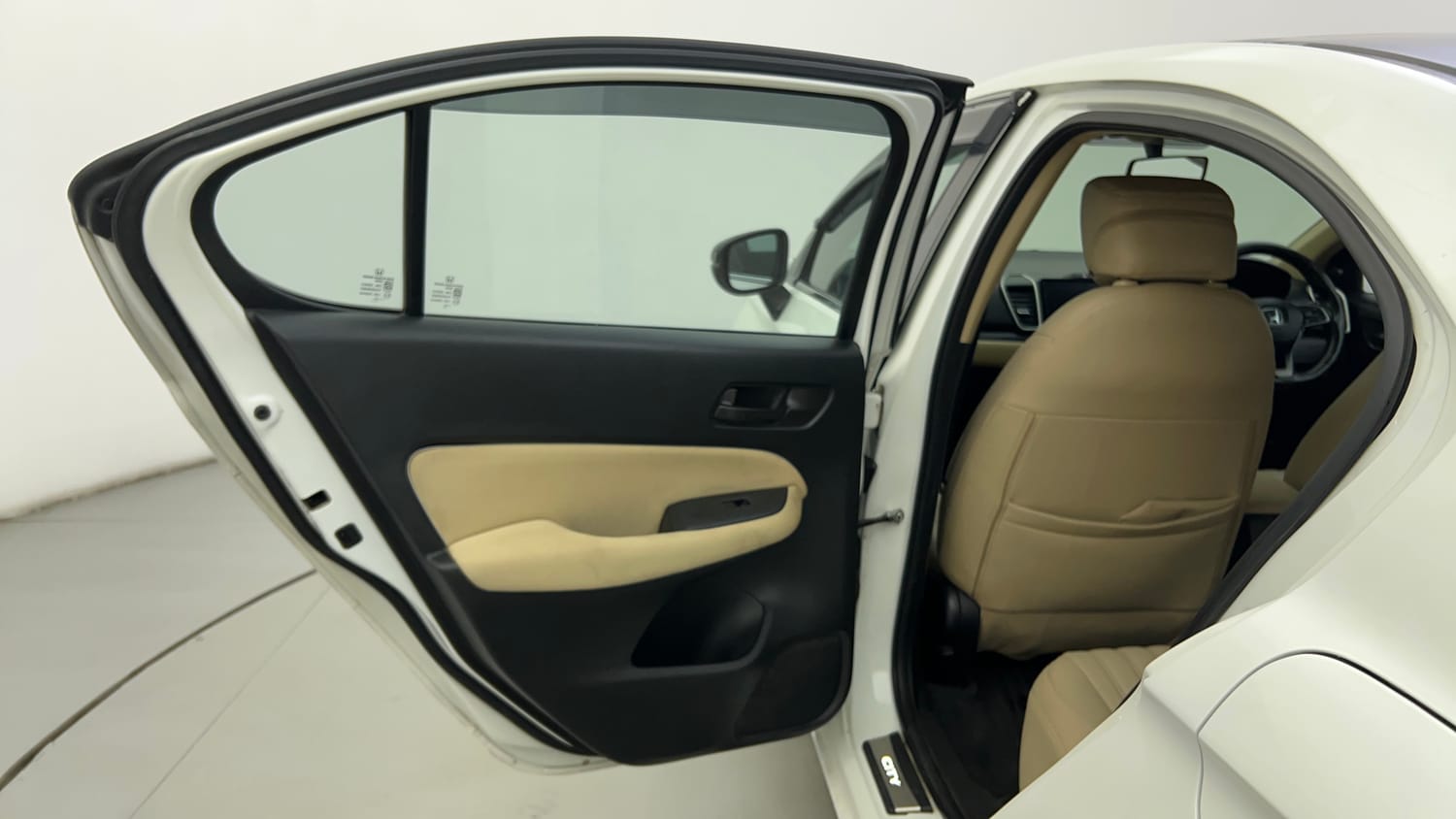 Used 2022 Honda City V Petrol Petrol Manual interior LEFT REAR DOOR OPEN VIEW