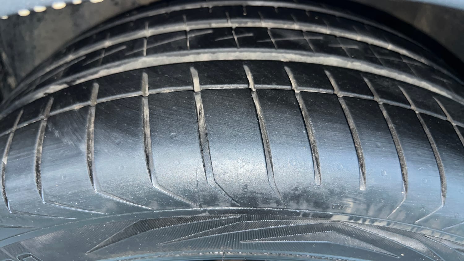 Used 2024 Hyundai i20 N Line N8 1.0 Turbo DCT Petrol Automatic tyres LEFT FRONT TYRE TREAD VIEW