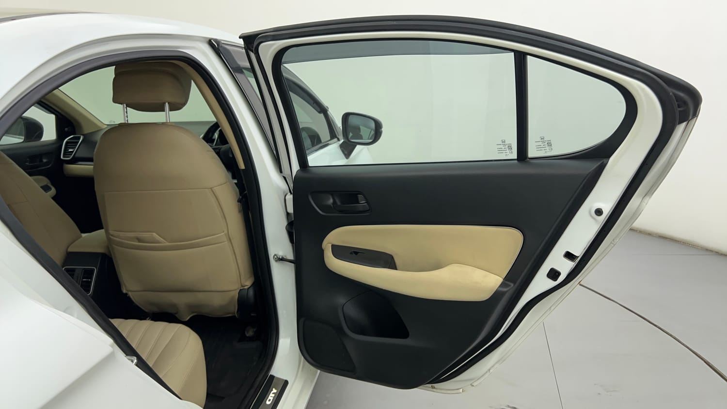 Used 2022 Honda City V Petrol Petrol Manual interior RIGHT REAR DOOR OPEN VIEW