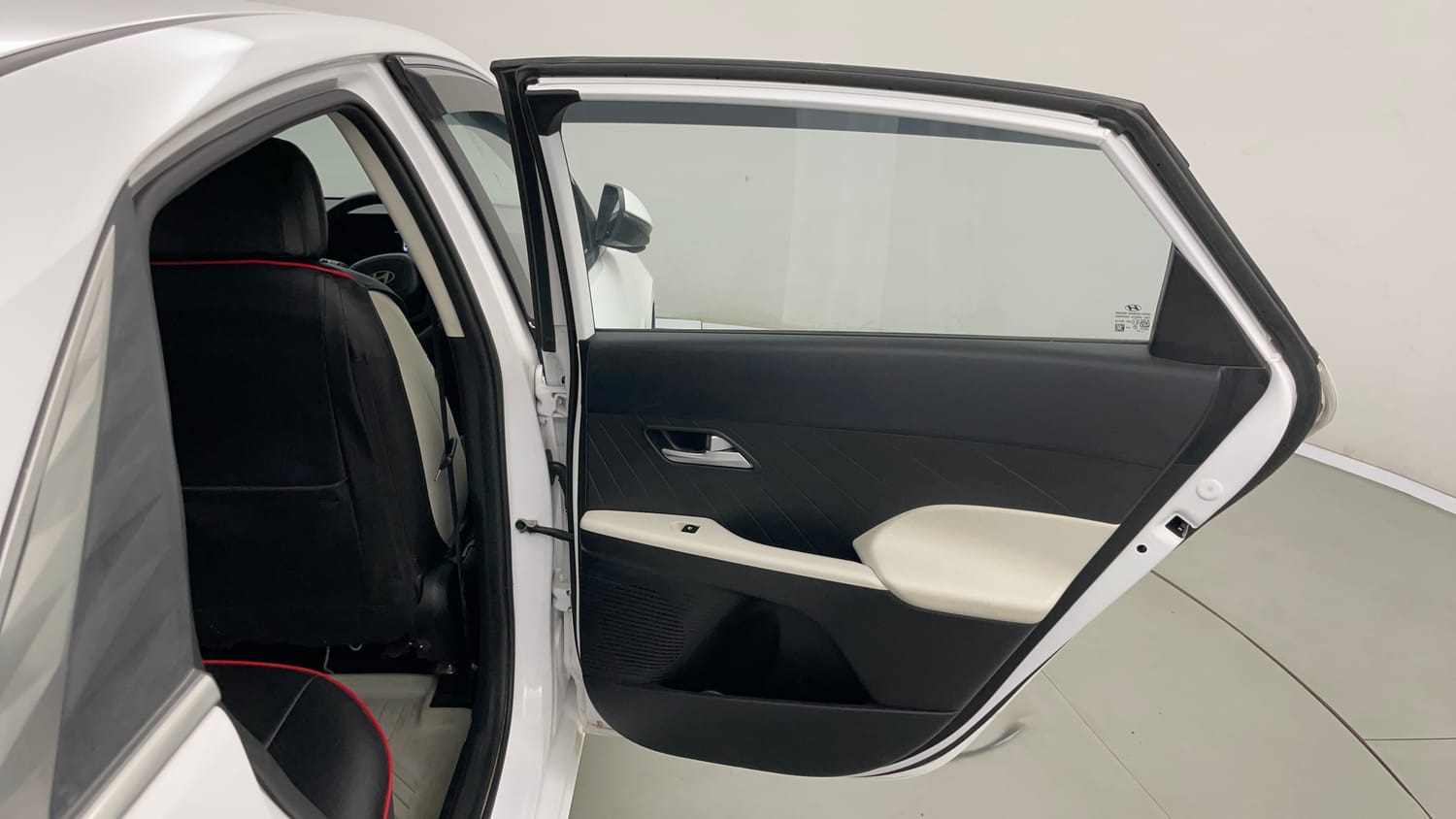 Used 2025 Hyundai Verna SX 1.5 Petrol MT Petrol Manual interior RIGHT REAR DOOR OPEN VIEW