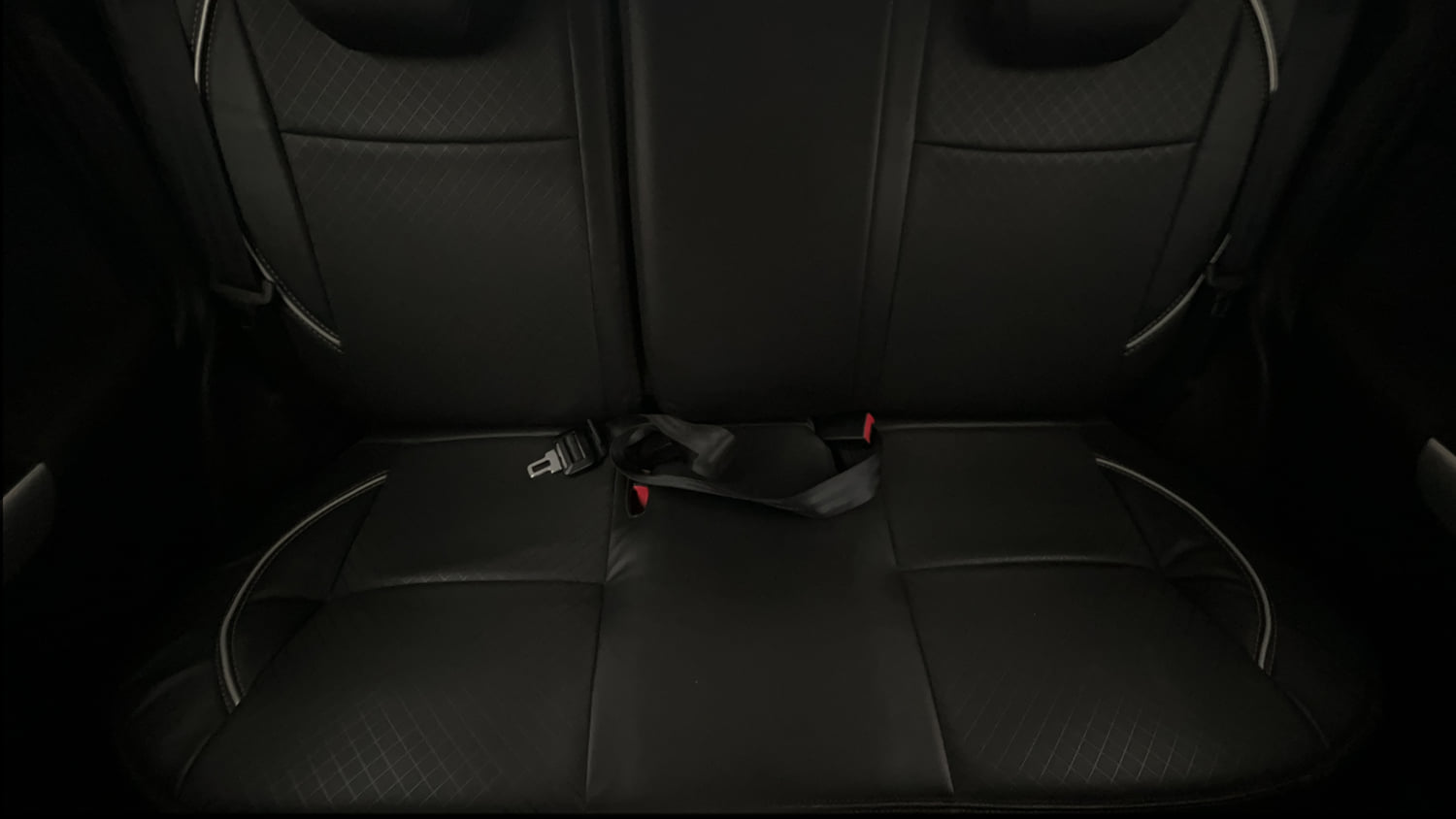 Used 2019 Maruti Suzuki Baleno Zeta 1.2 AT Petrol Automatic interior REAR SEAT CONDITION VIEW