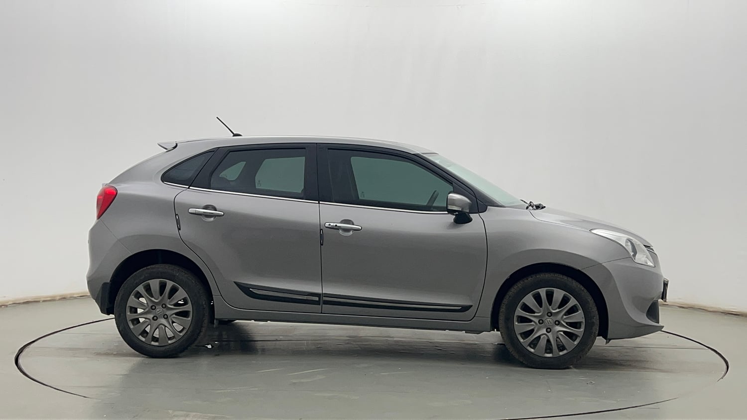 Used 2019 Maruti Suzuki Baleno Zeta 1.2 AT Petrol Automatic exterior RIGHT SIDE VIEW