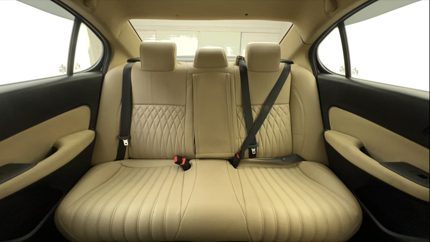 Used 2022 Honda City V Petrol Petrol Manual interior REAR SEAT CONDITION VIEW