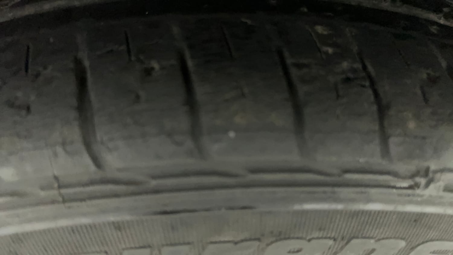 Used 2021 Tata Tiago XZ Plus Petrol Manual tyres LEFT FRONT TYRE TREAD VIEW