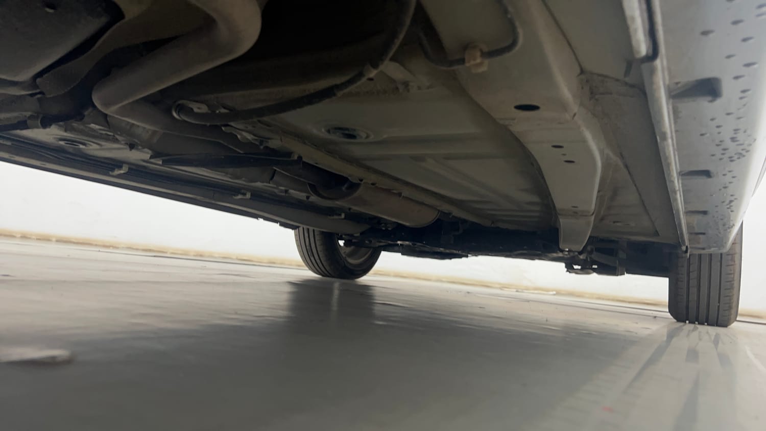 Used 2019 Maruti Suzuki Baleno Zeta 1.2 AT Petrol Automatic extra REAR RIGHT UNDERBODY VIEW