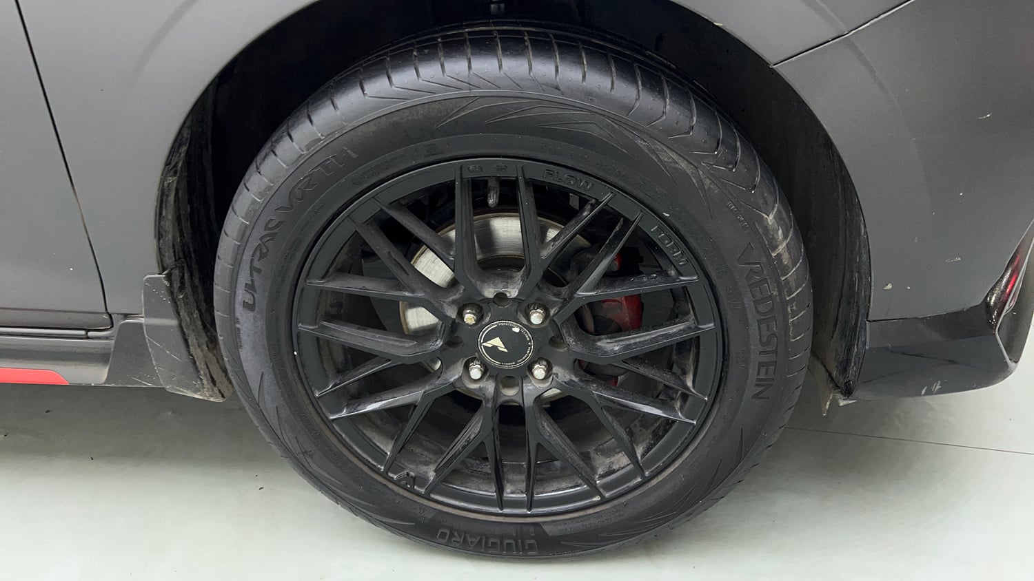 Used 2024 Hyundai i20 N Line N8 1.0 Turbo DCT Petrol Automatic tyres RIGHT FRONT TYRE RIM VIEW