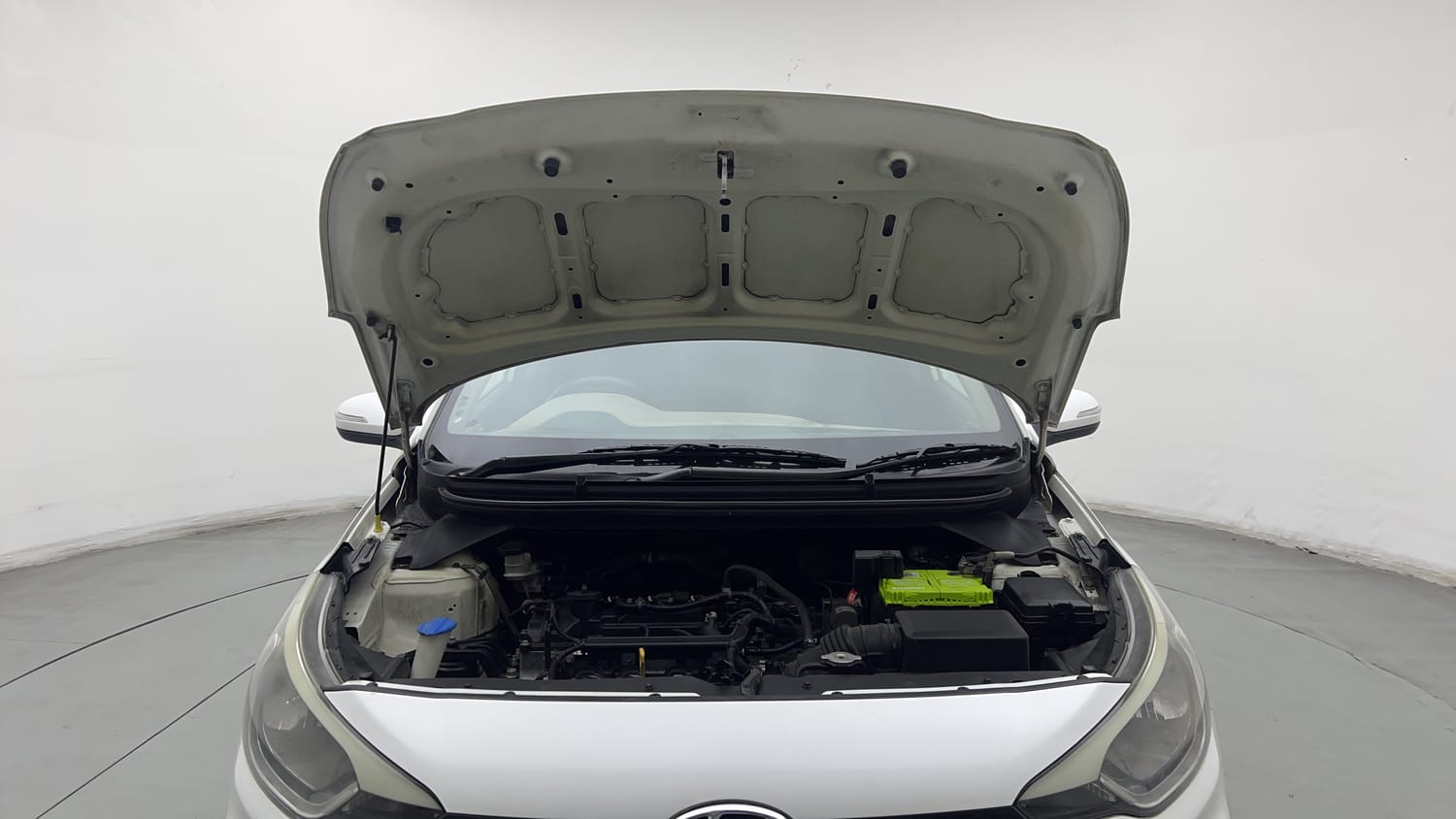 Used 2019 Hyundai Elite i20 Sportz Plus 1.2 Petrol Manual engine ENGINE & BONNET OPEN FRONT VIEW