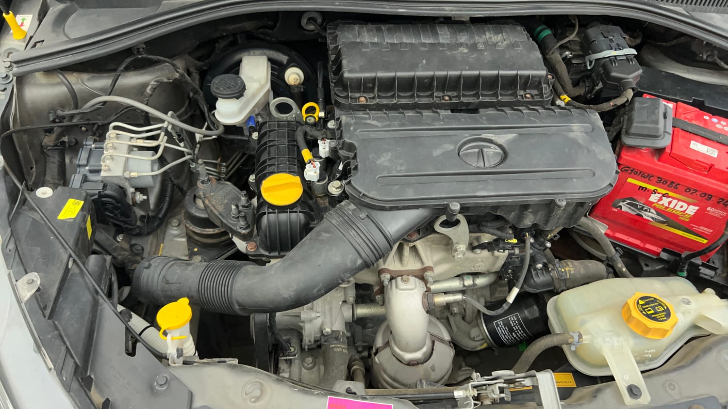 Used 2021 Tata Tiago XZ Plus Petrol Manual engine ENGINE RIGHT SIDE VIEW