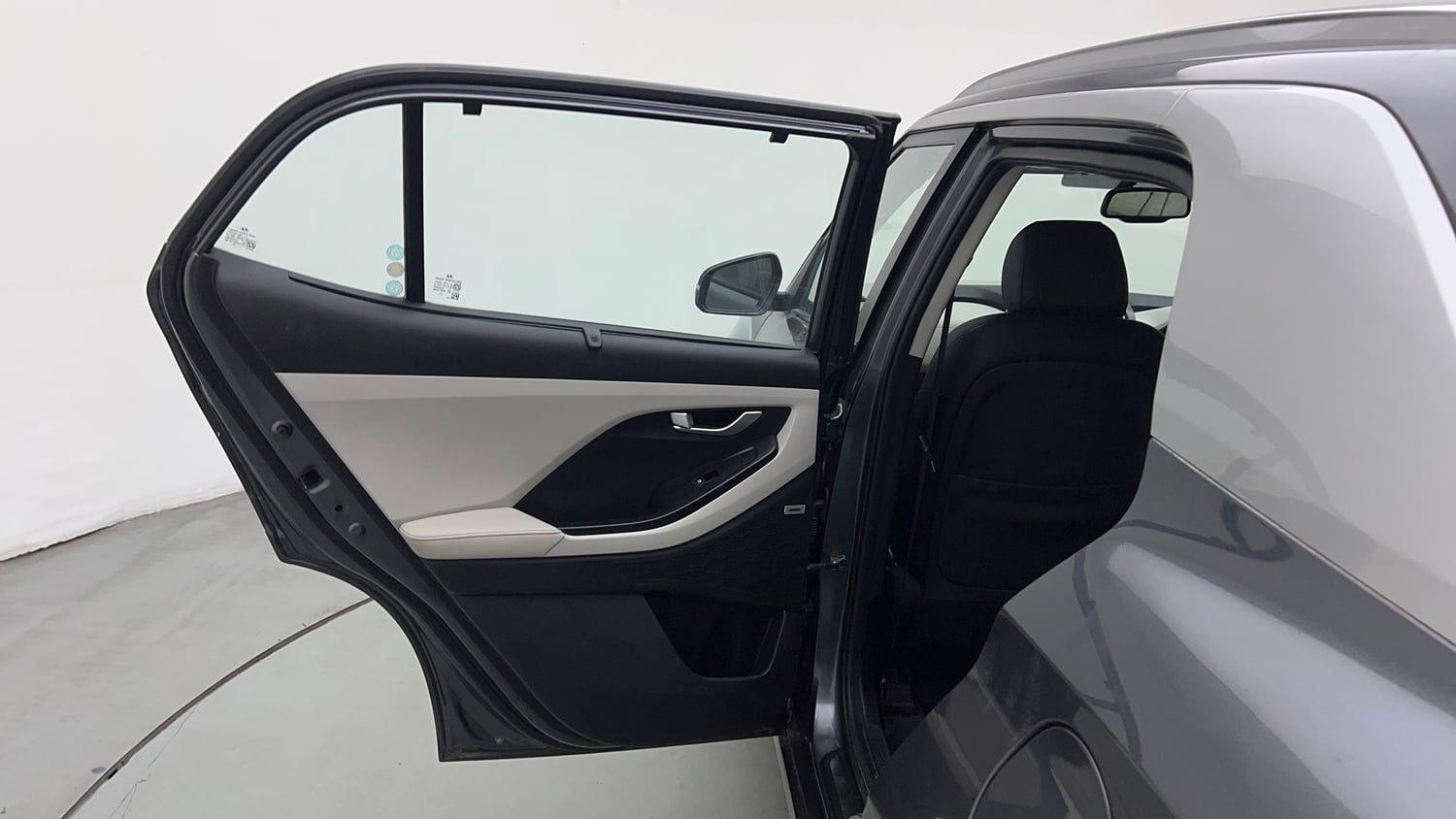 Used 2022 Hyundai Creta SX (O) 1.5 Diesel Automatic Diesel Automatic interior LEFT REAR DOOR OPEN VIEW