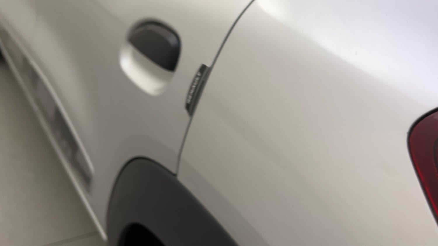 Used 2017 Renault Kwid 1.0 RXL AMT Petrol Automatic dents MINOR DENT