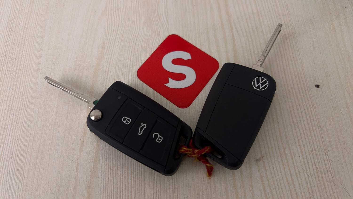 Used 2025 Volkswagen Virtus Comfortline 1.0 TSI MT Petrol Manual extra CAR KEY VIEW
