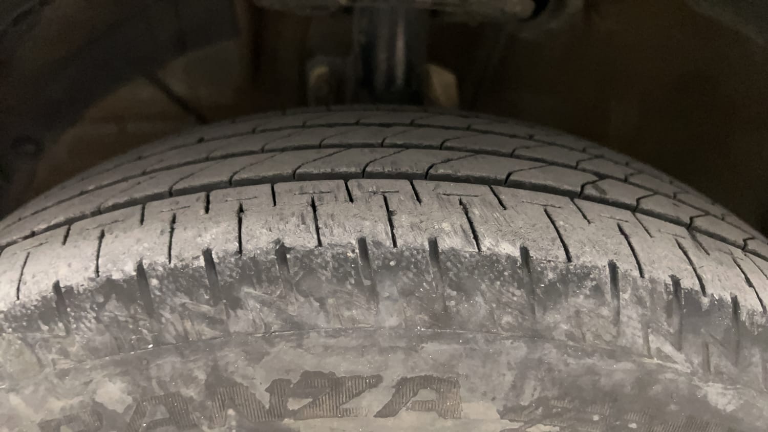 Used 2019 Maruti Suzuki XL6 Alpha AT Petrol Petrol Automatic tyres LEFT FRONT TYRE TREAD VIEW