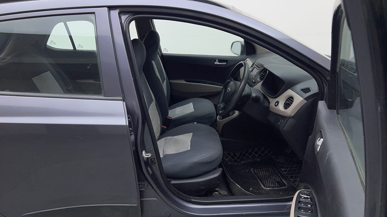 Used 2014 Hyundai Grand i10 Sportz 1.2 Kappa VTVT Petrol Manual interior RIGHT SIDE FRONT DOOR CABIN VIEW
