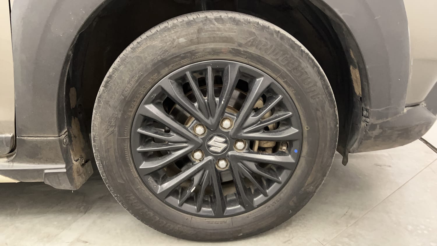 Used 2019 Maruti Suzuki XL6 Alpha AT Petrol Petrol Automatic tyres RIGHT FRONT TYRE RIM VIEW