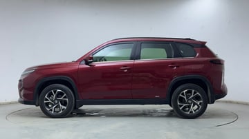 Used 2023 Toyota Urban Cruiser Hyryder V AWD NeoDrive Petrol Manual Image