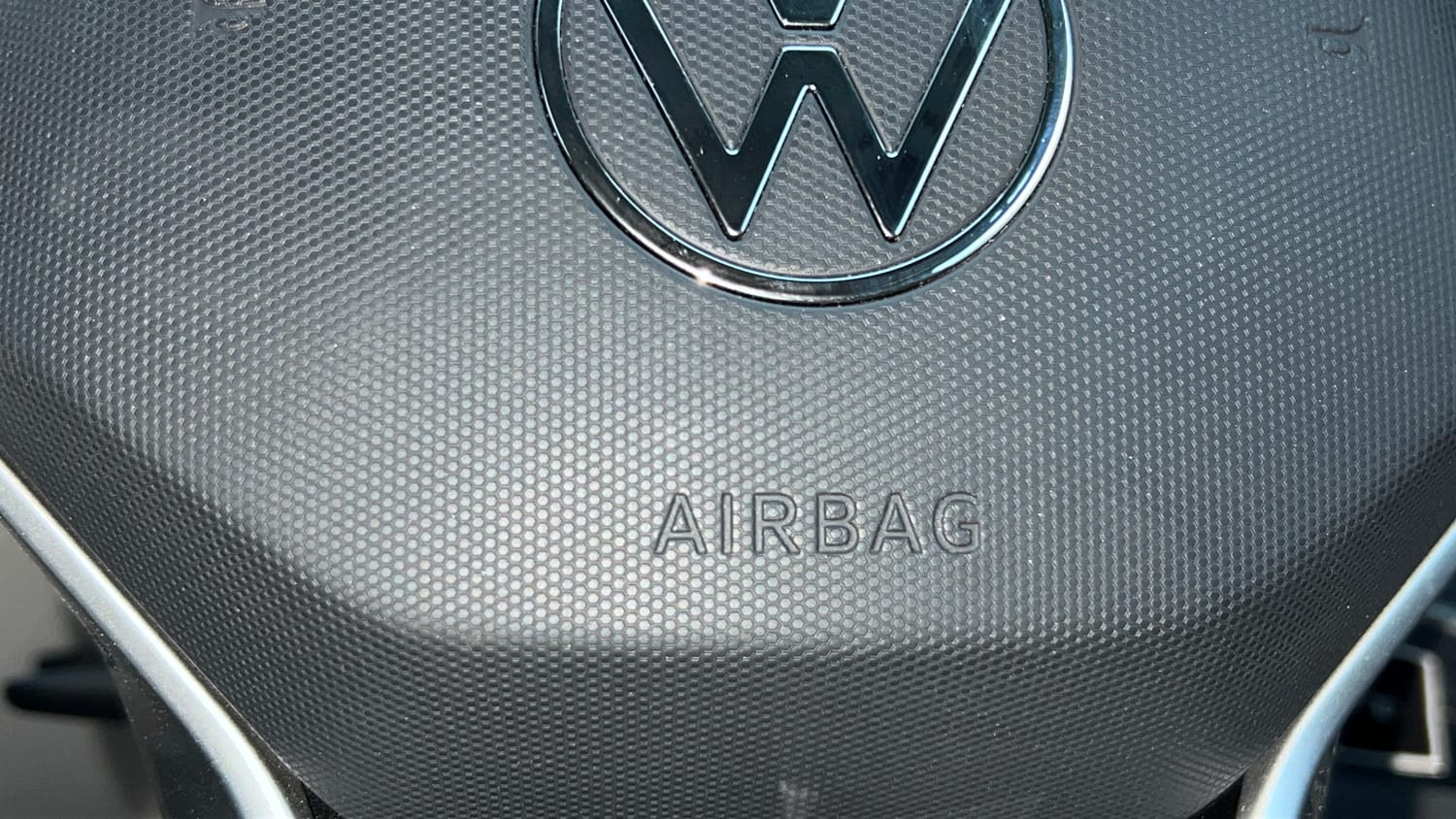 2022 Volkswagen Taigun Highline 1.0 TSI AT-42
