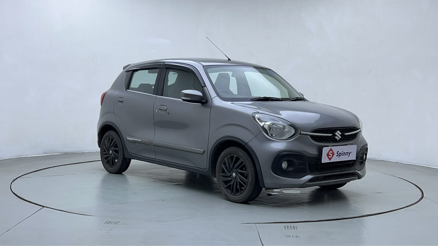 Used 2022 Maruti Suzuki Celerio ZXi Plus Petrol Manual exterior RIGHT FRONT CORNER VIEW