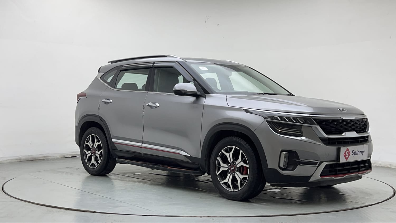 Used 2019 Kia Seltos GTX 1.4 Petrol Manual exterior RIGHT FRONT CORNER VIEW