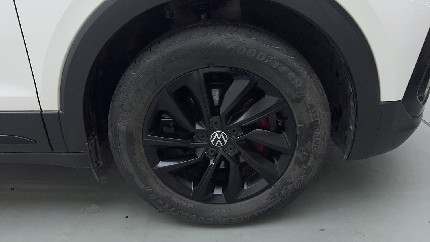 2022 Volkswagen Taigun Highline 1.0 TSI AT-32