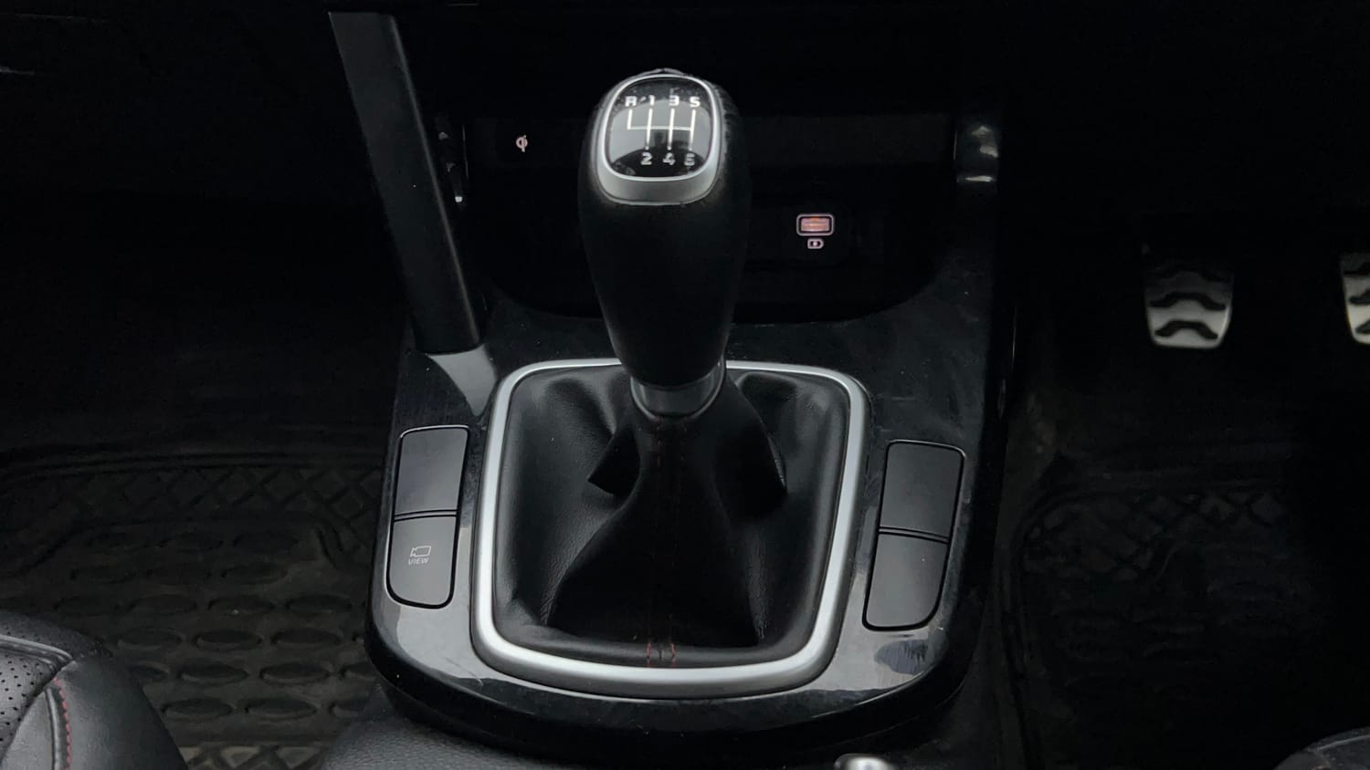 Used 2019 Kia Seltos GTX 1.4 Petrol Manual interior GEAR  KNOB VIEW