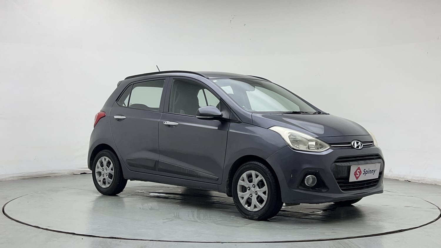 Used 2014 Hyundai Grand i10 Sportz 1.2 Kappa VTVT Petrol Manual exterior RIGHT FRONT CORNER VIEW