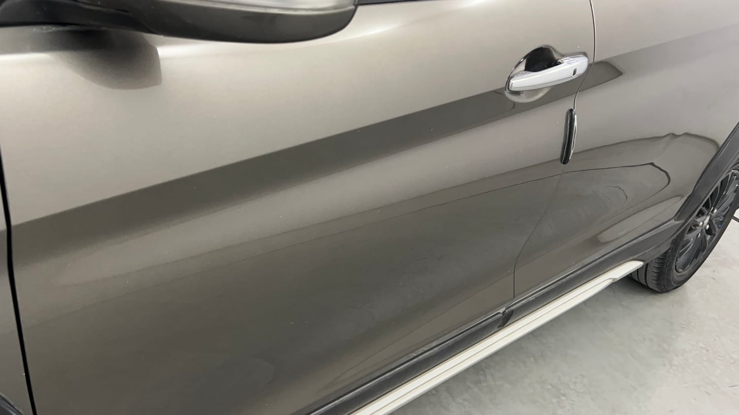 Used 2019 Maruti Suzuki XL6 Alpha AT Petrol Petrol Automatic dents MINOR DENT