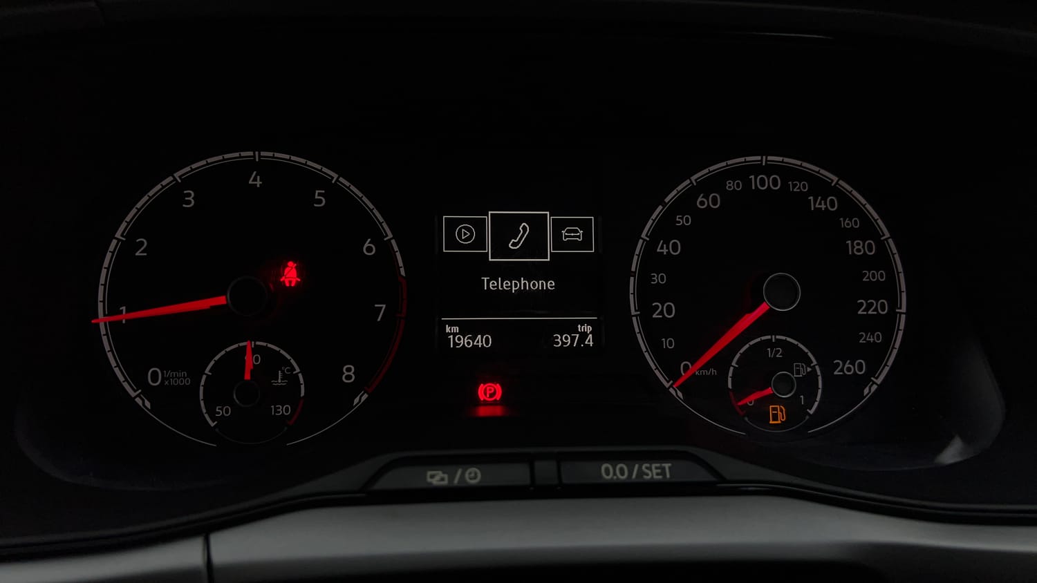 2022 Volkswagen Taigun Highline 1.0 TSI AT-15