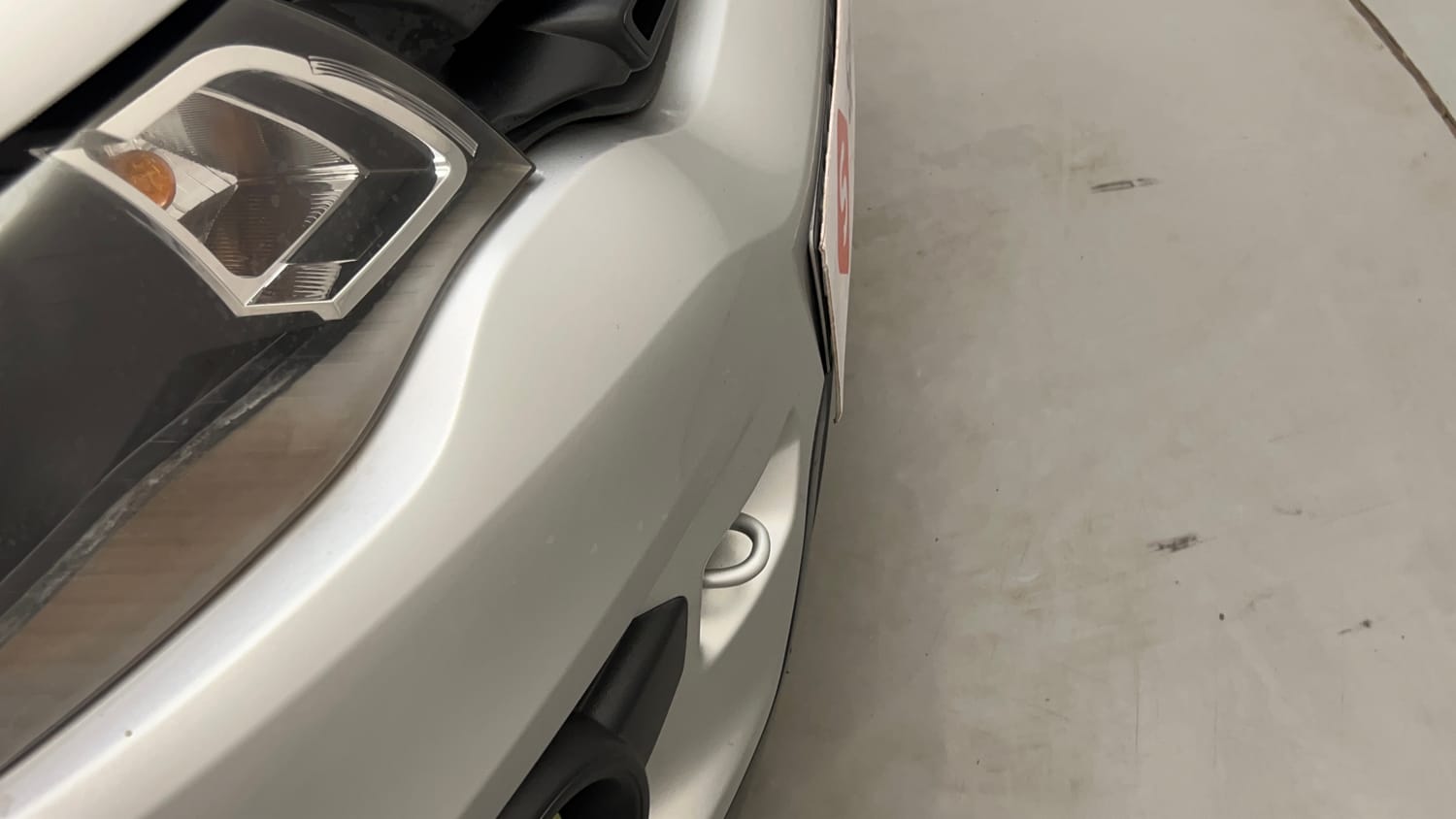 Used 2017 Renault Kwid 1.0 RXL AMT Petrol Automatic dents MINOR SCRATCH