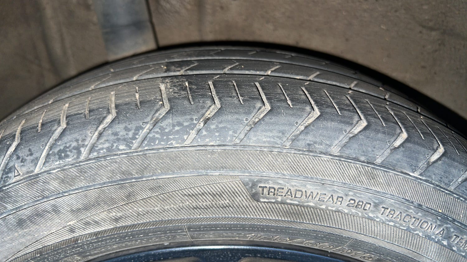 Used 2022 Maruti Suzuki Celerio ZXi Plus Petrol Manual tyres RIGHT REAR TYRE TREAD VIEW