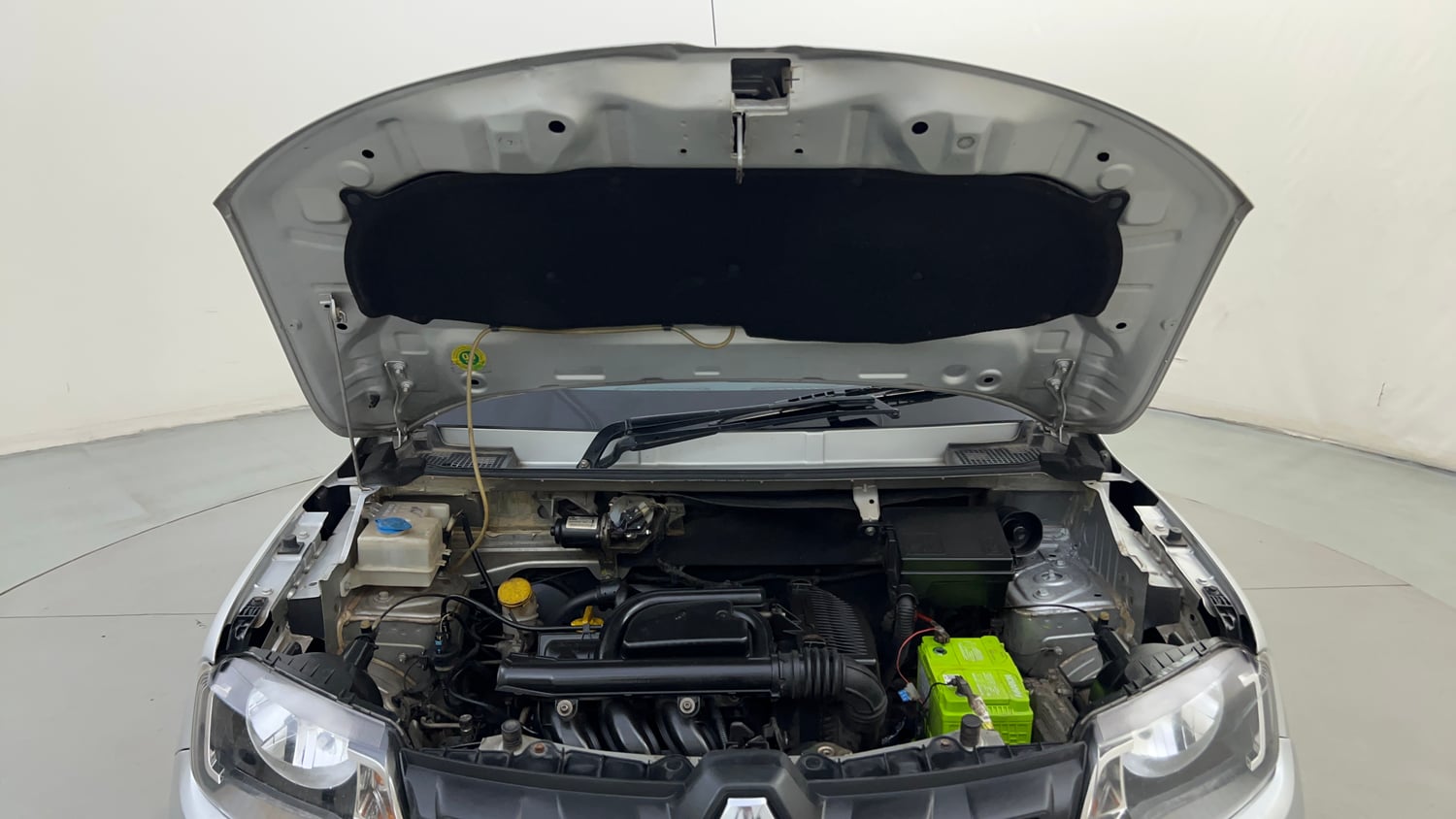 Used 2017 Renault Kwid 1.0 RXL AMT Petrol Automatic engine ENGINE & BONNET OPEN FRONT VIEW