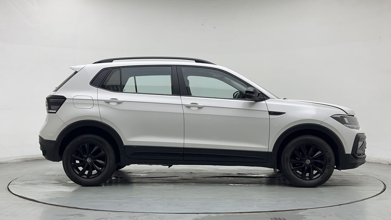 2022 Volkswagen Taigun Highline 1.0 TSI AT-5