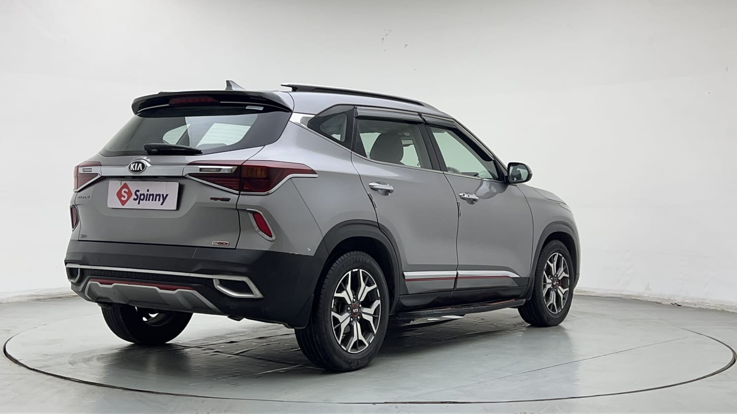 Used 2019 Kia Seltos GTX 1.4 Petrol Manual exterior RIGHT REAR CORNER VIEW