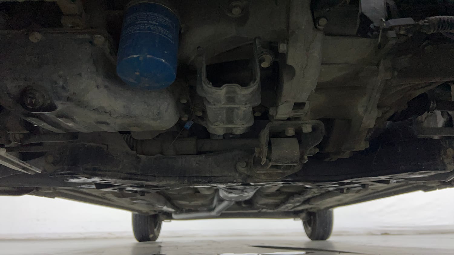Used 2014 Hyundai Grand i10 Sportz 1.2 Kappa VTVT Petrol Manual extra FRONT LEFT UNDERBODY VIEW