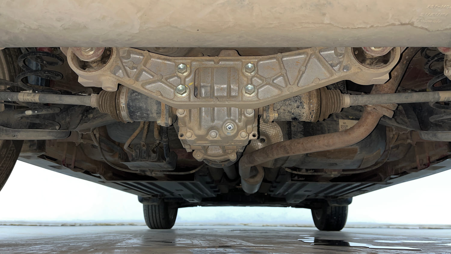 Used 2023 Toyota Urban Cruiser Hyryder V AWD NeoDrive Petrol Manual extra REAR UNDERBODY VIEW (TAKEN FROM REAR)