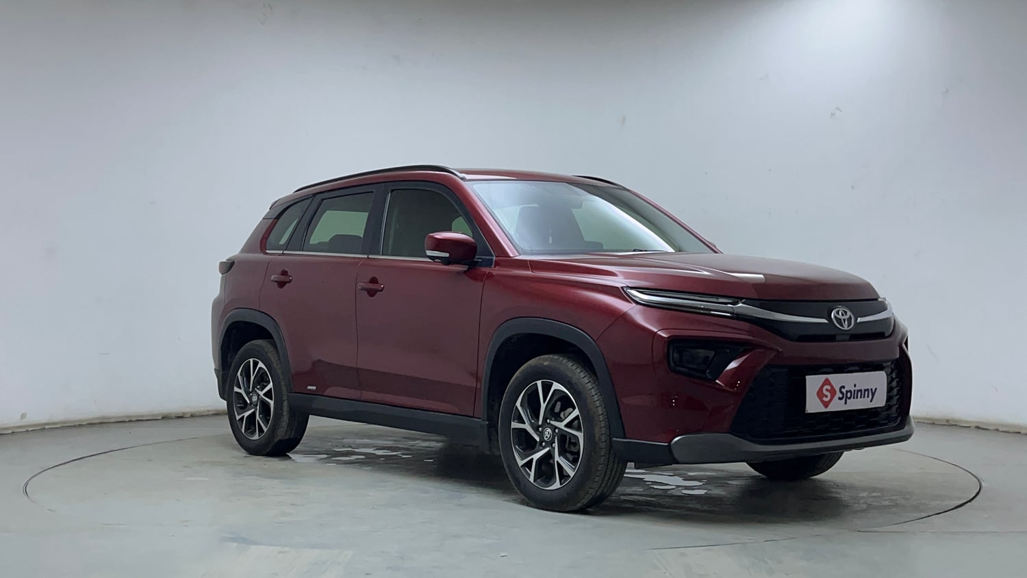 Used 2023 Toyota Urban Cruiser Hyryder V AWD NeoDrive Petrol Manual exterior RIGHT FRONT CORNER VIEW