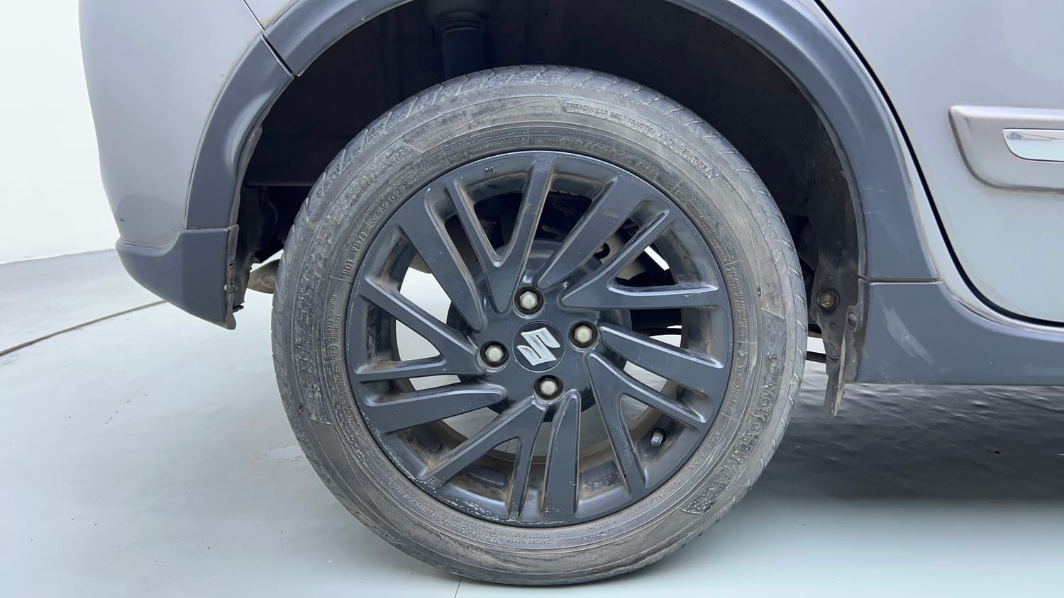 Used 2022 Maruti Suzuki Celerio ZXi Plus Petrol Manual tyres RIGHT REAR TYRE RIM VIEW
