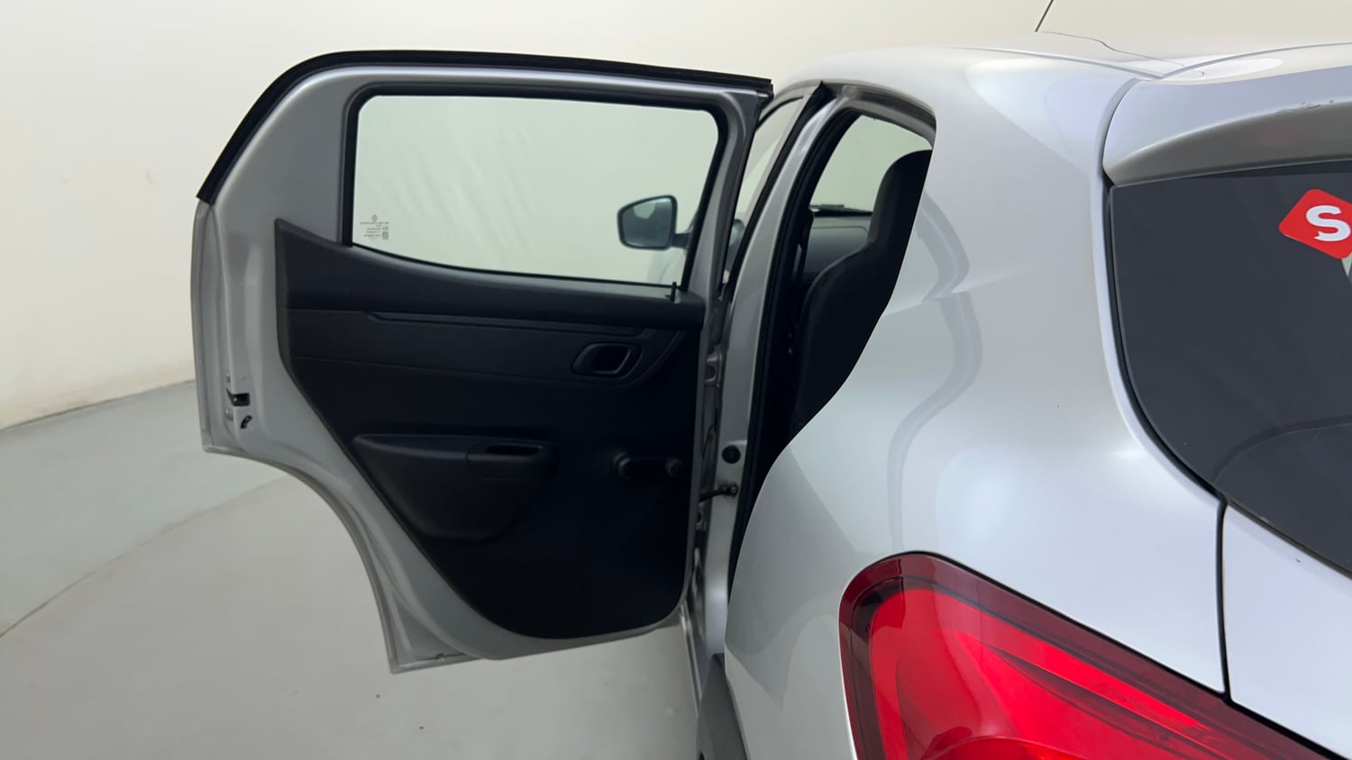 Used 2017 Renault Kwid 1.0 RXL AMT Petrol Automatic interior LEFT REAR DOOR OPEN VIEW