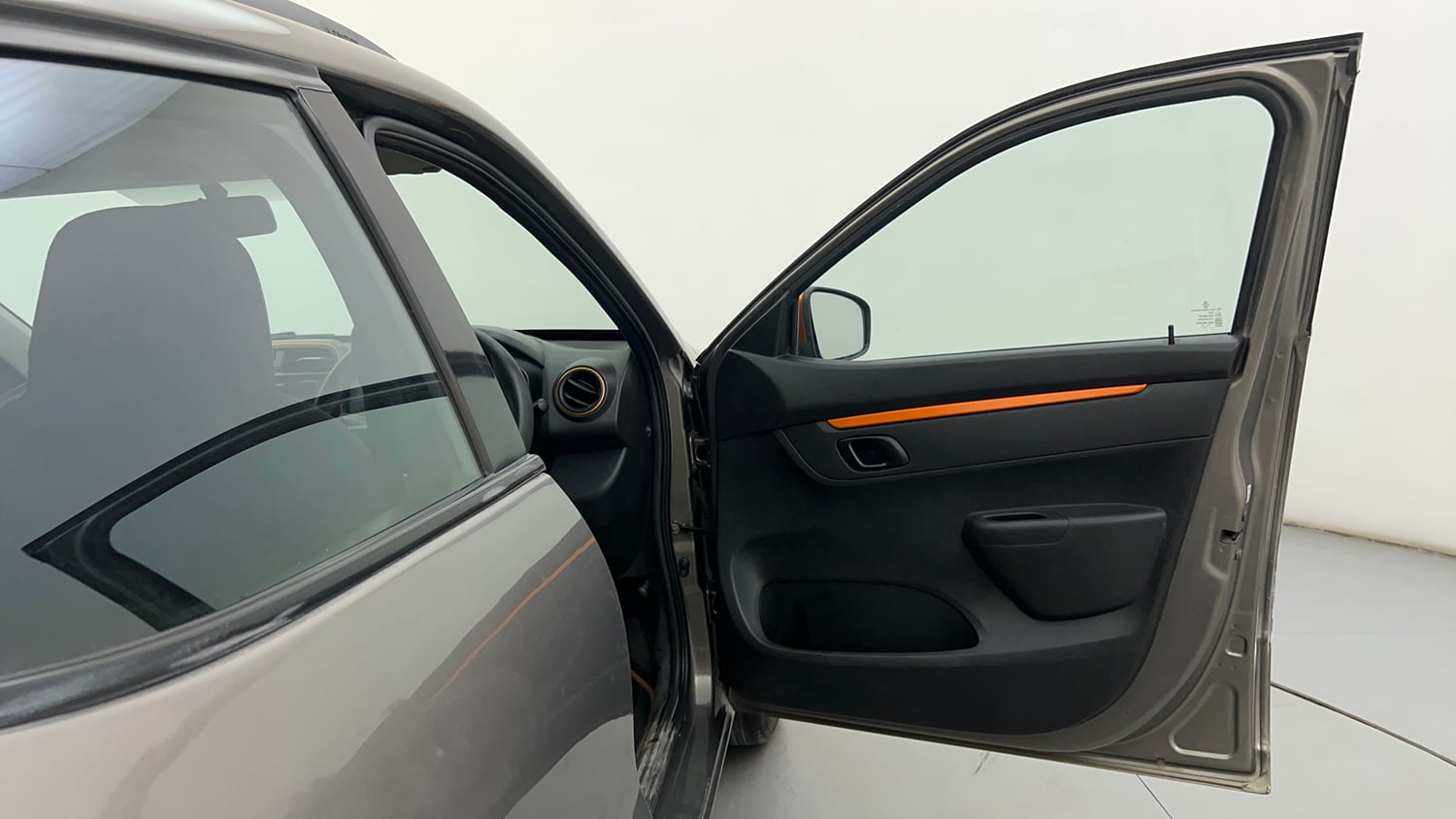Used 2017 Renault Kwid CLIMBER 1.0 AMT Petrol Automatic interior RIGHT FRONT DOOR OPEN VIEW
