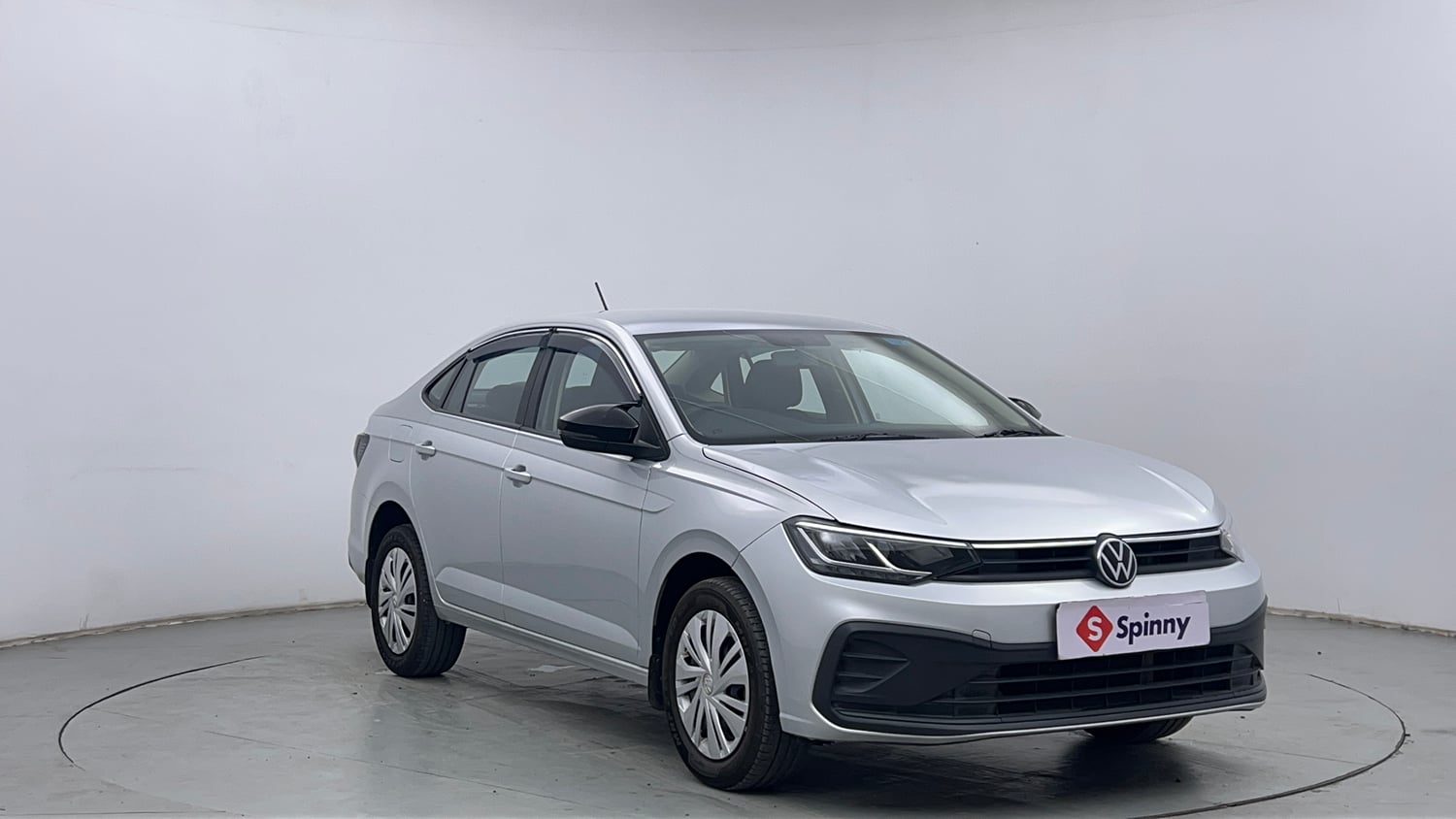 Used 2025 Volkswagen Virtus Comfortline 1.0 TSI MT Petrol Manual exterior RIGHT FRONT CORNER VIEW