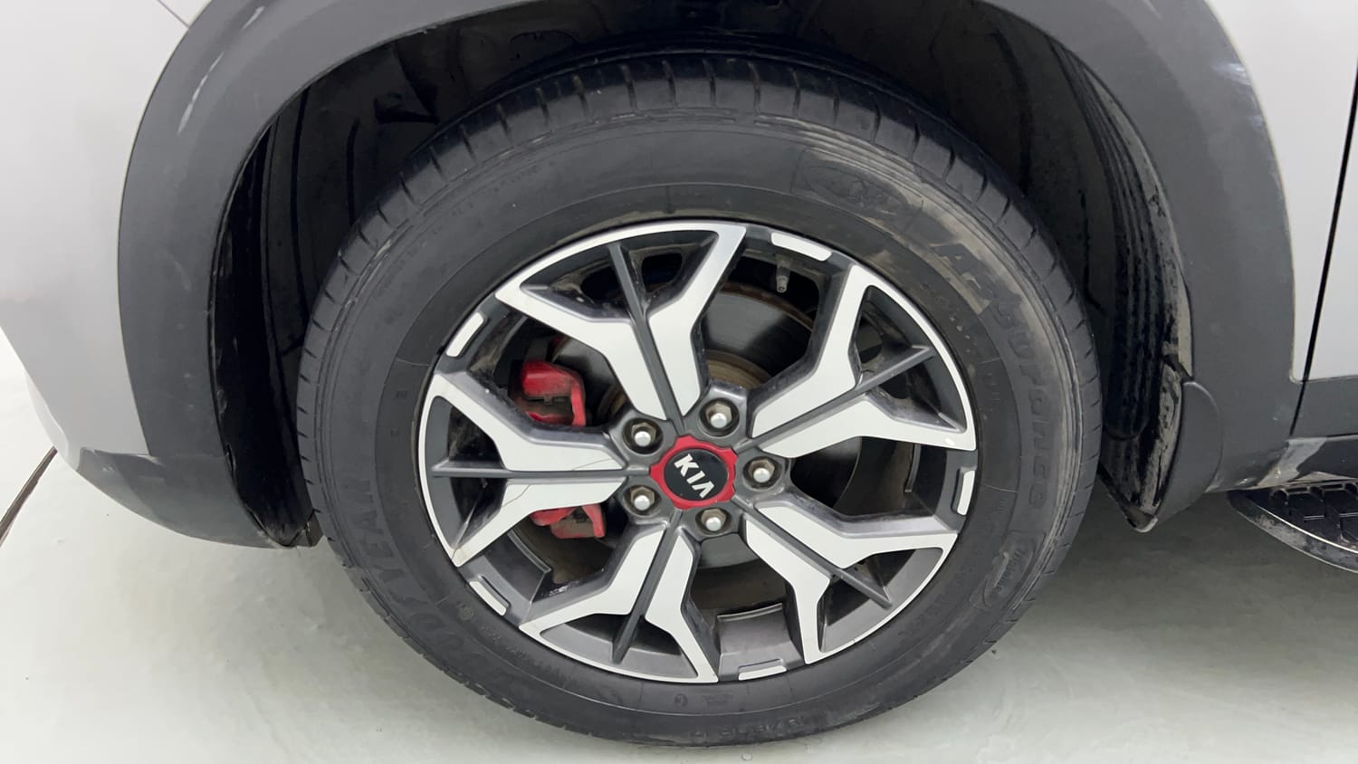 Used 2019 Kia Seltos GTX 1.4 Petrol Manual tyres LEFT FRONT TYRE RIM VIEW