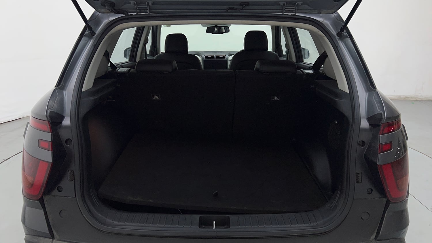 Used 2022 Hyundai Creta SX (O) 1.5 Diesel Automatic Diesel Automatic interior DICKY INSIDE VIEW