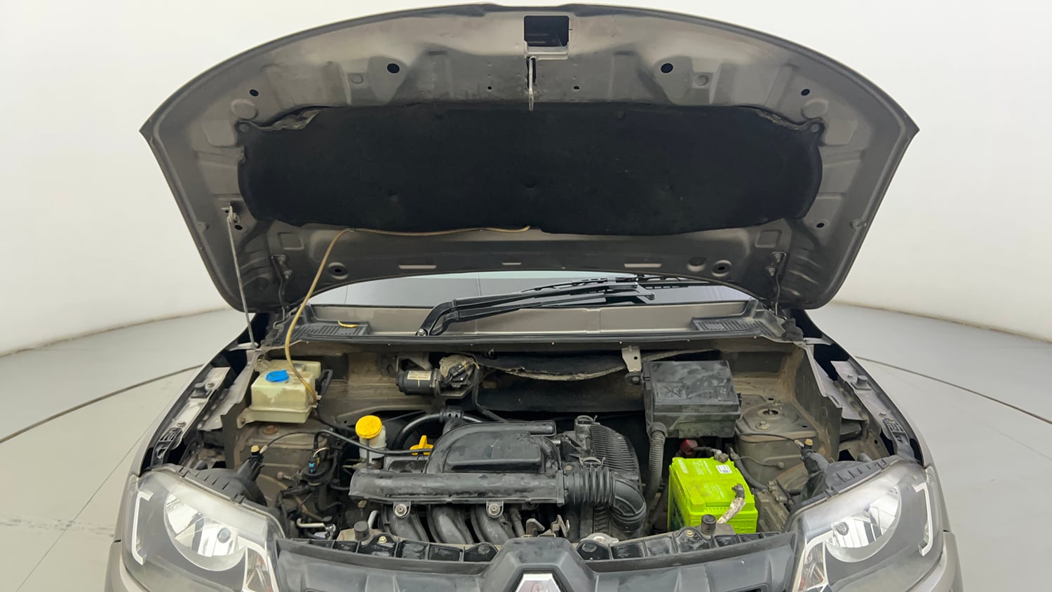 Used 2017 Renault Kwid CLIMBER 1.0 AMT Petrol Automatic engine ENGINE & BONNET OPEN FRONT VIEW
