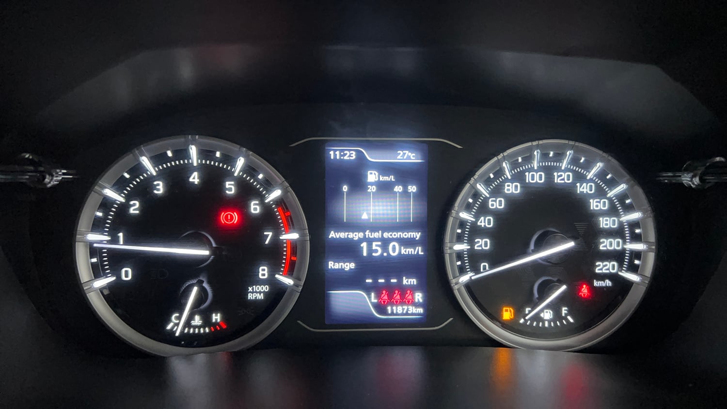 Used 2025 Maruti Suzuki Grand Vitara Delta Smart Hybrid Petrol Manual interior CLUSTERMETER VIEW