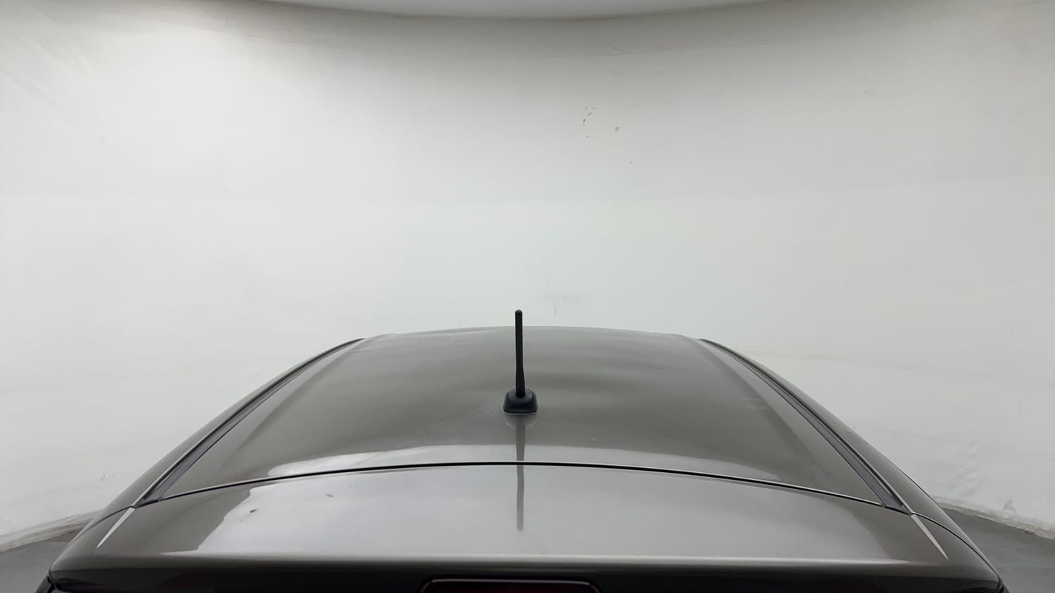 Used 2019 Maruti Suzuki Swift LXi Petrol Manual exterior EXTERIOR ROOF VIEW