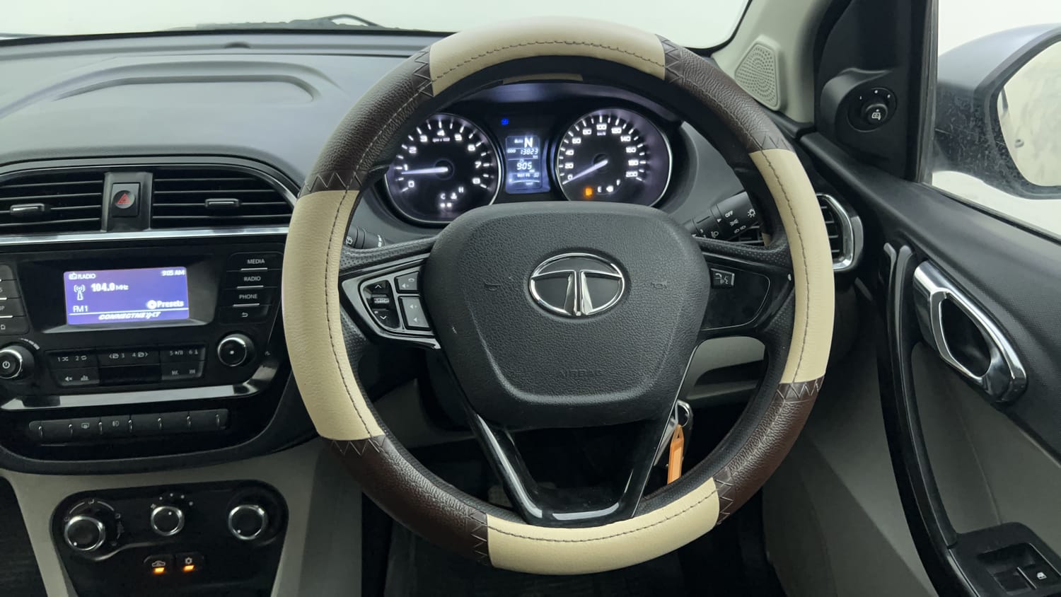 Used 2018 Tata Tiago Revotron XZA Petrol Automatic interior STEERING VIEW