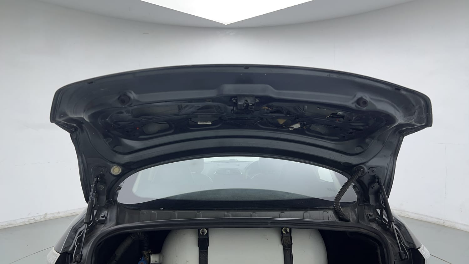 Used 2023 Tata Tigor XZ CNG Cng Manual interior DICKY DOOR OPEN VIEW