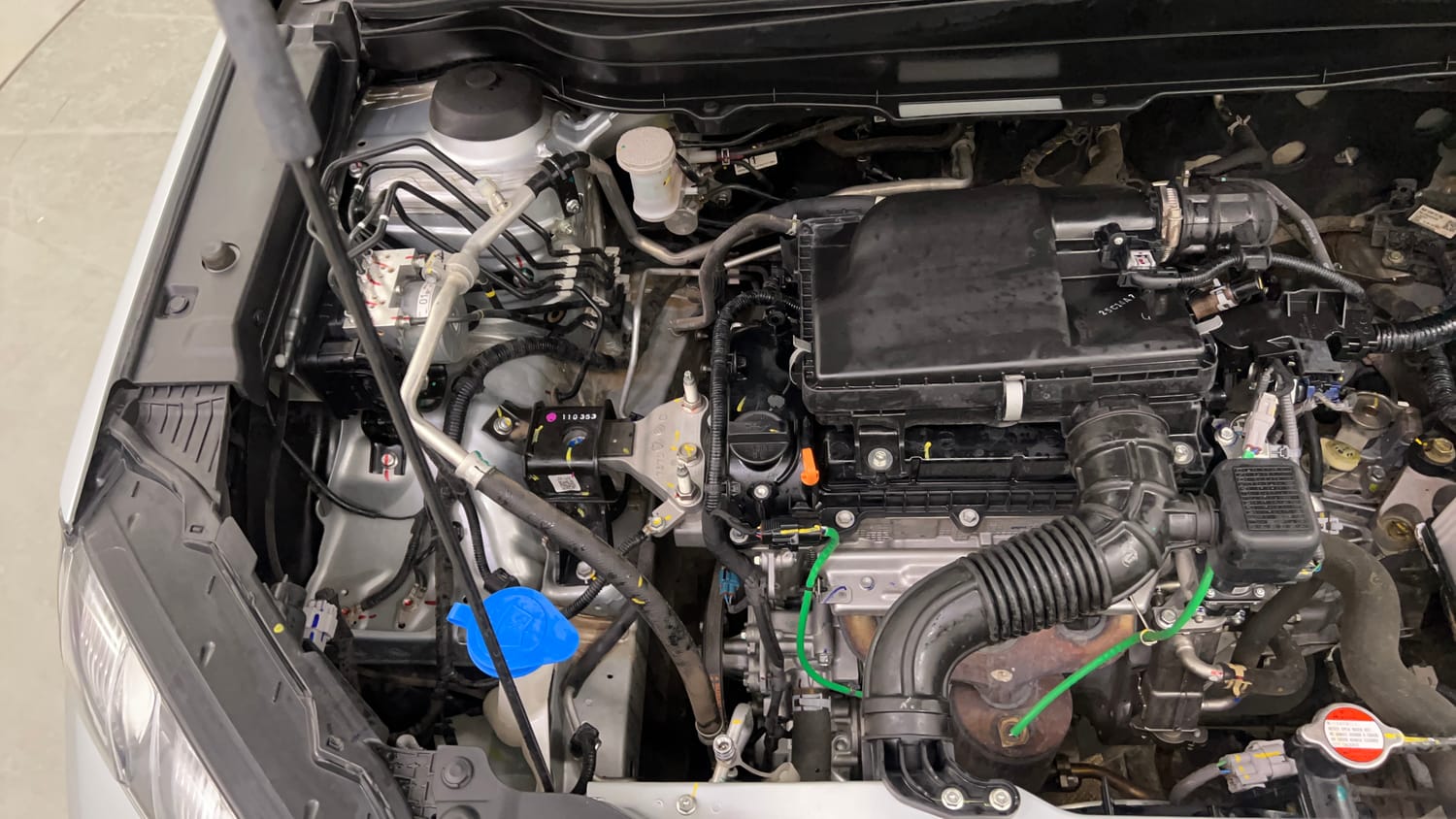 Used 2025 Maruti Suzuki Grand Vitara Delta Smart Hybrid Petrol Manual engine ENGINE RIGHT SIDE VIEW